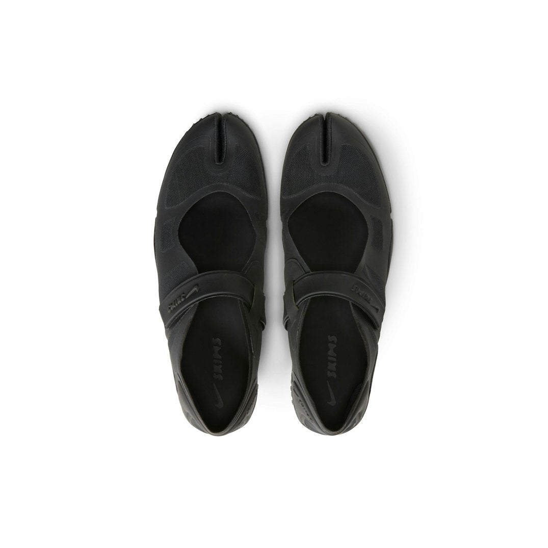 NikeSKIMS FOOTWEAR RIFT MESH | BLACK