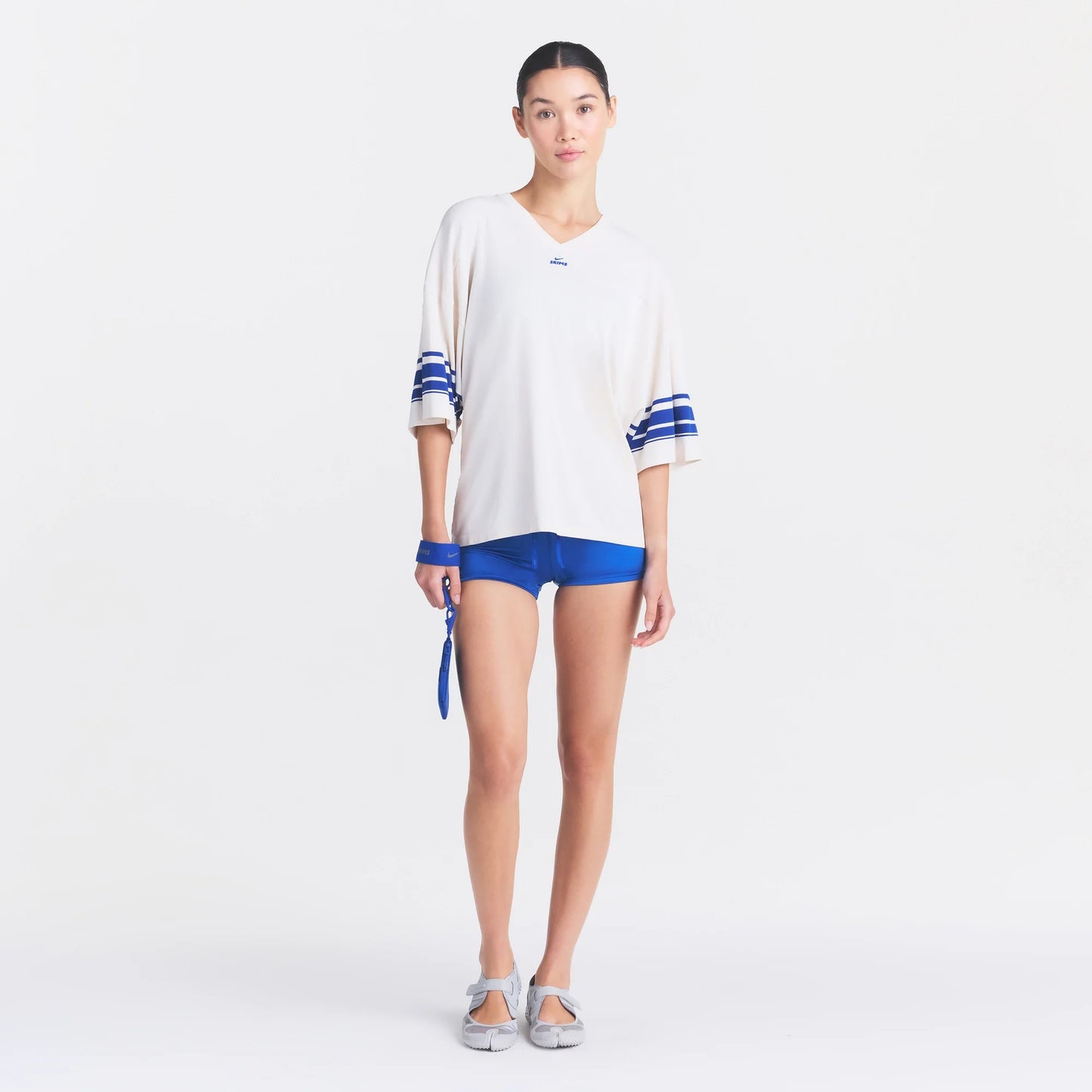 NikeSKIMS STRETCH KNIT OVERSIZED V-NECK TOP | IVORY