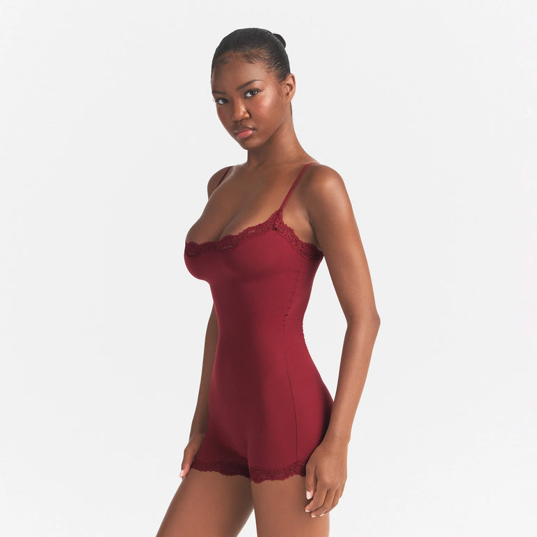 FITS EVERYBODY LACE ONESIE | MERLOT