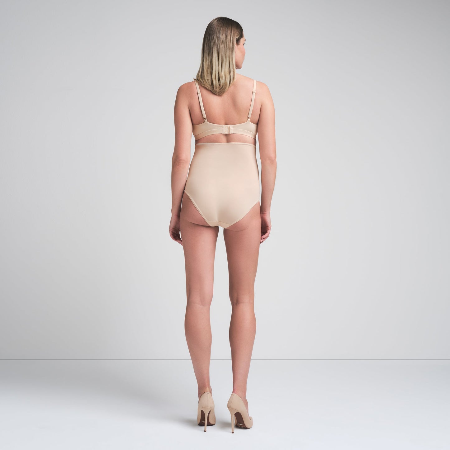 FITS EVERYBODY MATERNITY HIGH-WAISTED BRIEF | SAND