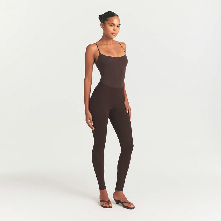THE ESSENTIAL COLLECTION HIGH-WAISTED LEGGING | ESPRESSO