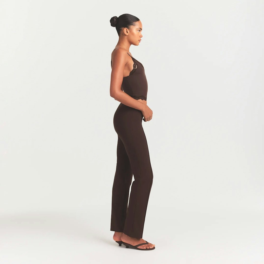 THE ESSENTIAL COLLECTION HIGH-WAISTED PINTUCK STRAIGHT PANT | ESPRESSO