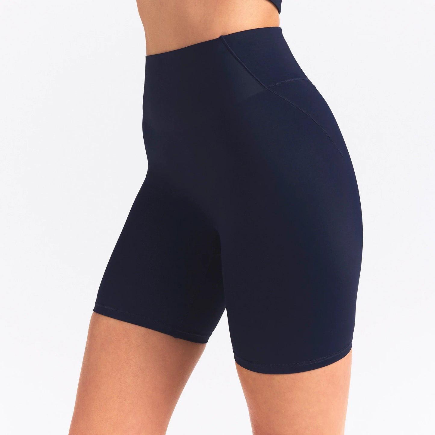 NikeSKIMS SHINE BONDED WAIST 5" BIKER SHORT | NAVY