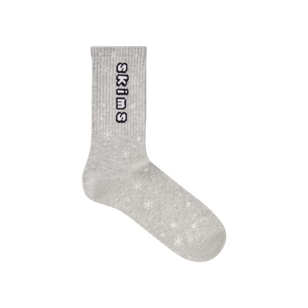 CACTUS PLANT FLEA MARKET X SKIMS RIBBED CREW SOCK 2-PACK | LIGHT HEATHER GREY AND RED