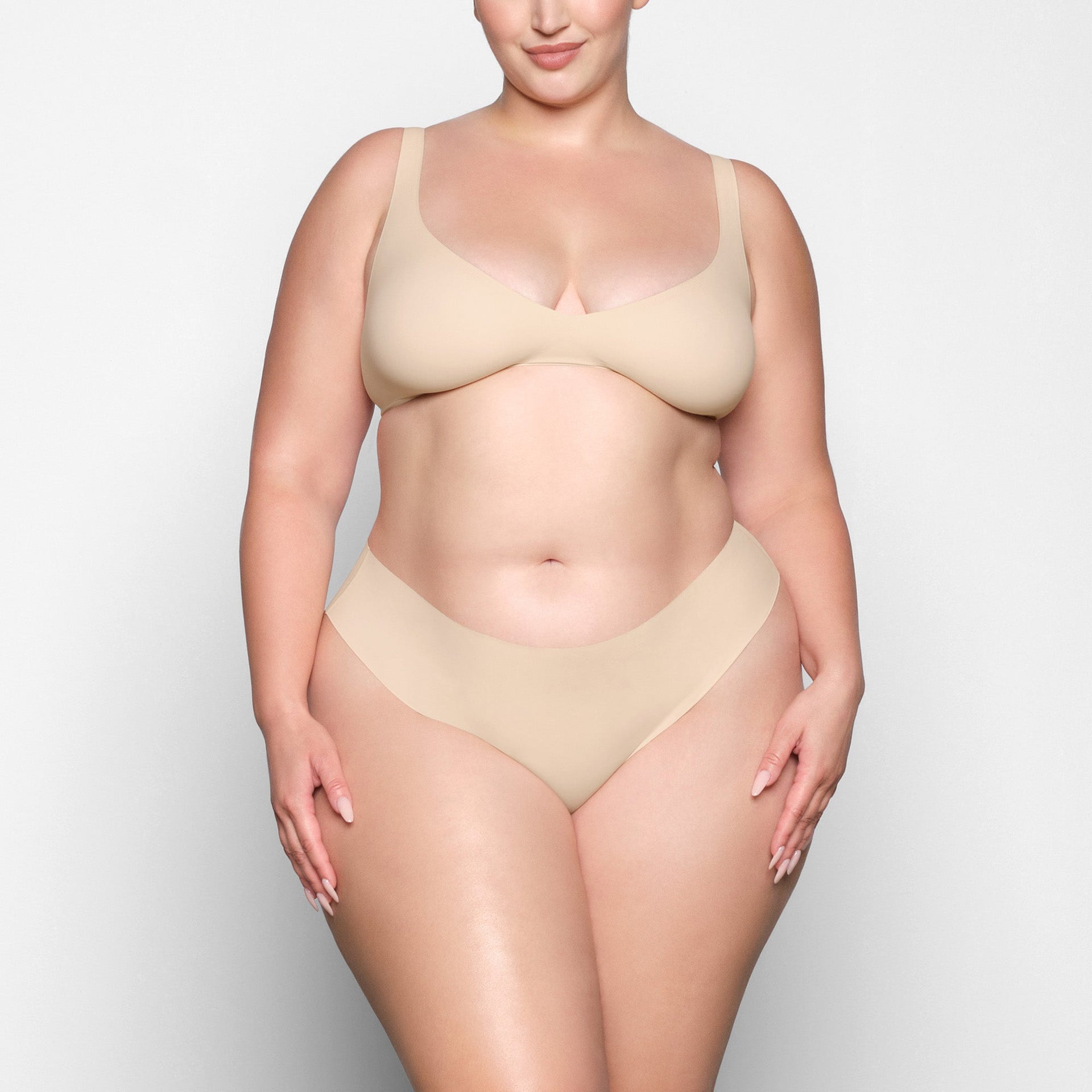 NAKED PLUNGE BRALETTE | SAND