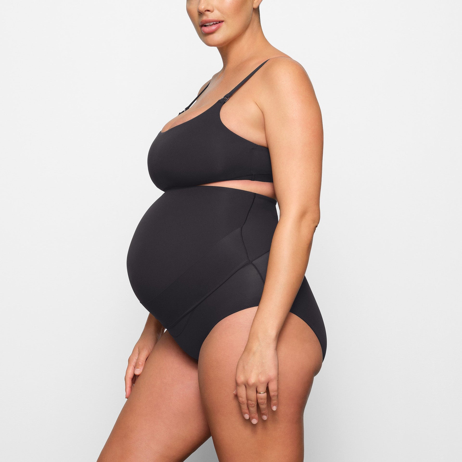 FITS EVERYBODY MATERNITY PUMPING SCOOP BRALETTE | ONYX