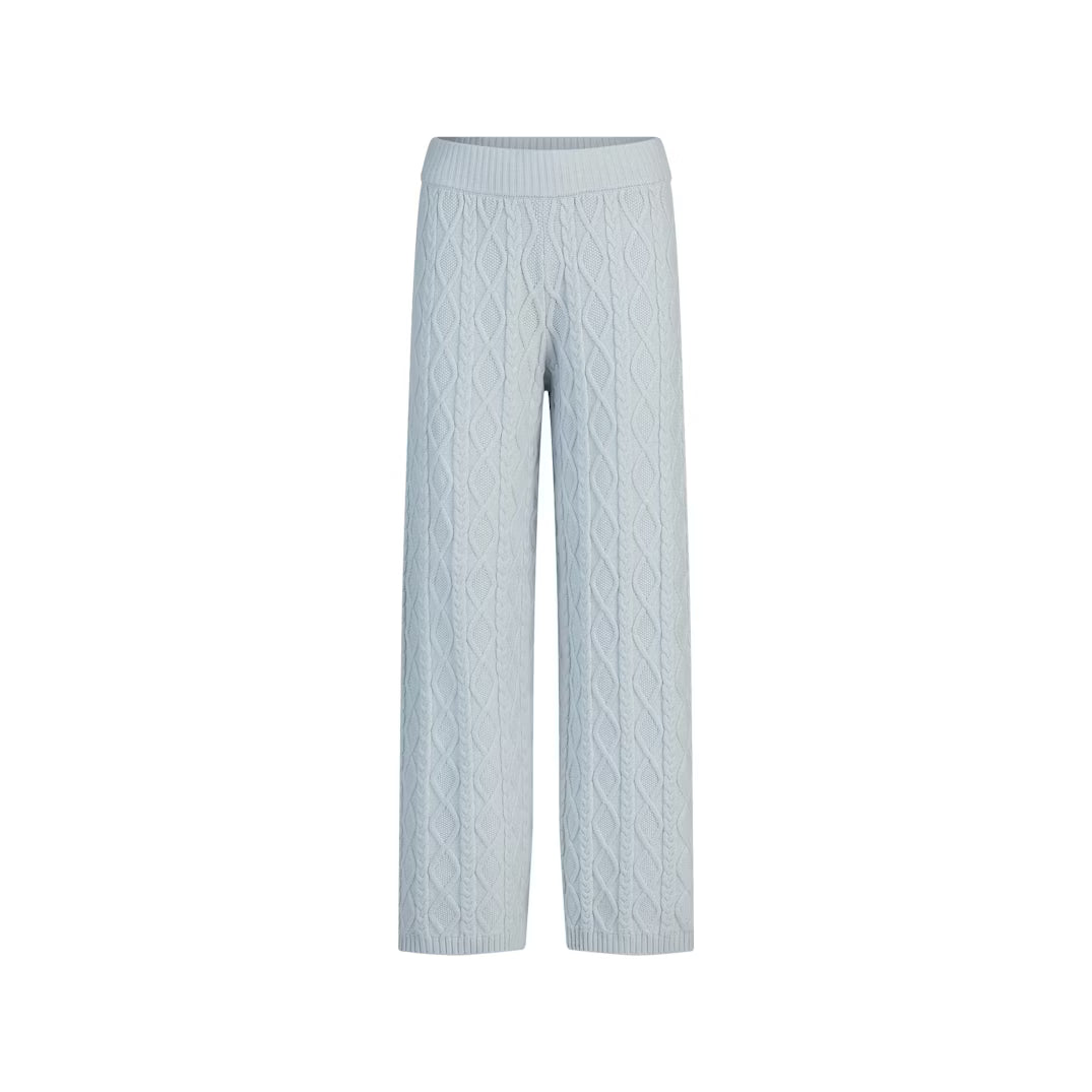 SNOW BUNNY CABLE KNIT STRAIGHT LEG PANT | ZEN BLUE