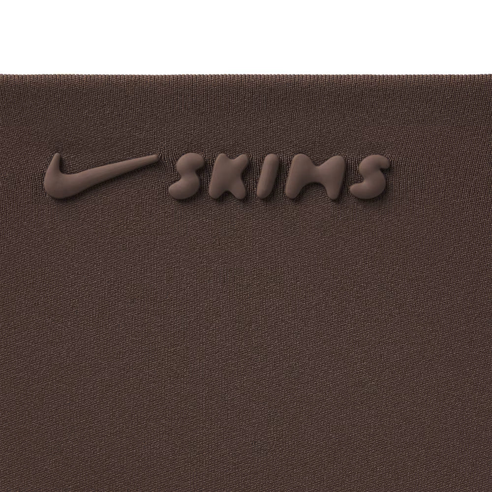 NikeSKIMS MATTE 26 INCH LEGGING | DARK SEPIA