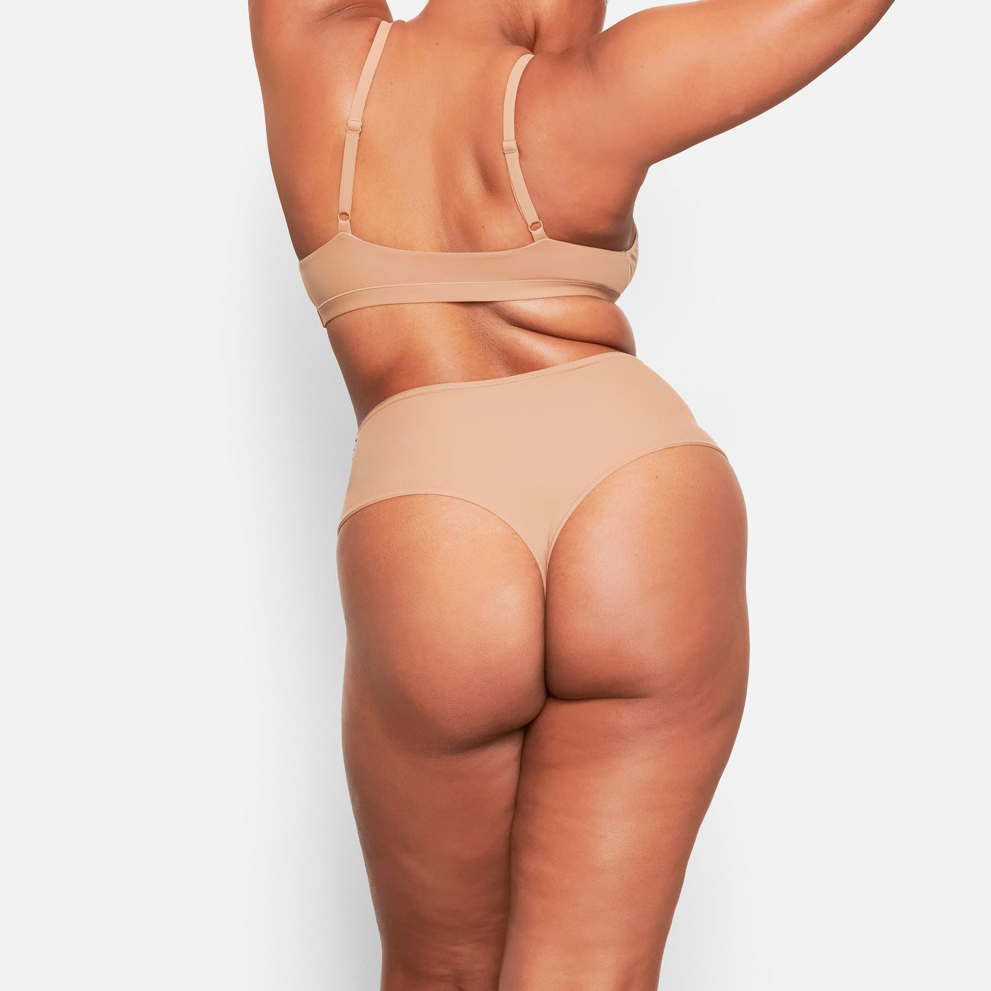 FITS EVERYBODY HIGH-WAISTED THONG | SIENNA