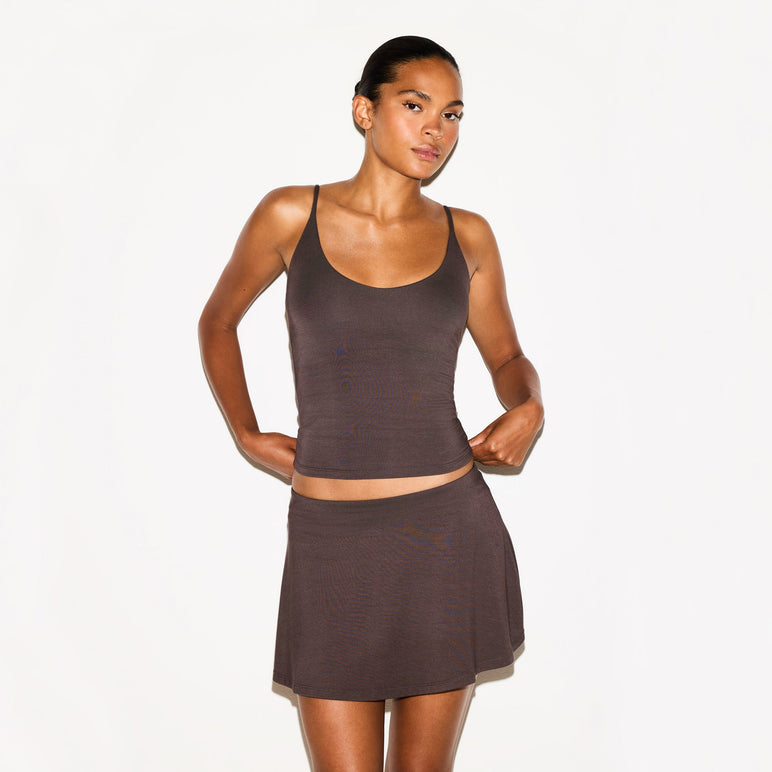 SMOOTH LAYERS SCOOP NECK CAMI | RAISIN