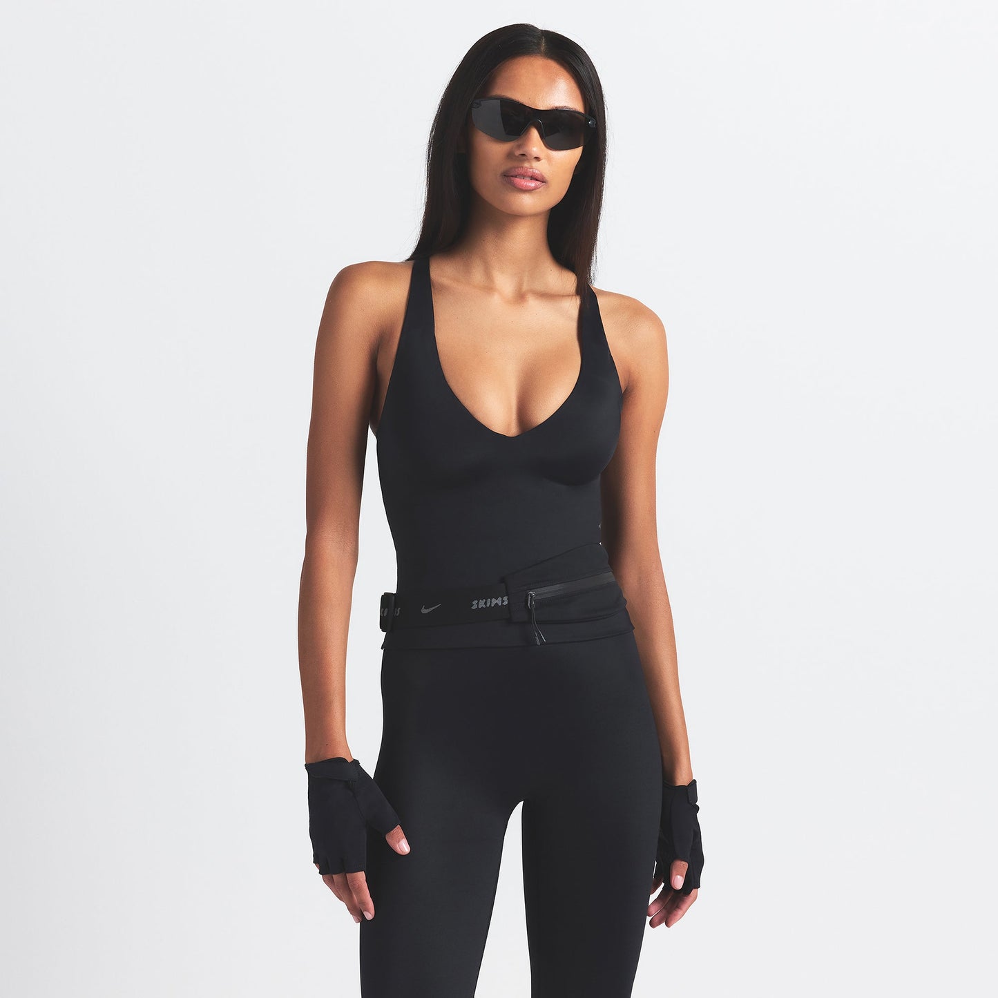 NikeSKIMS SHINE V-NECK TANK | OBSIDIAN