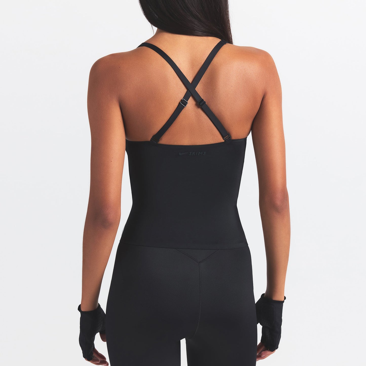 NikeSKIMS SHINE V-NECK TANK | OBSIDIAN