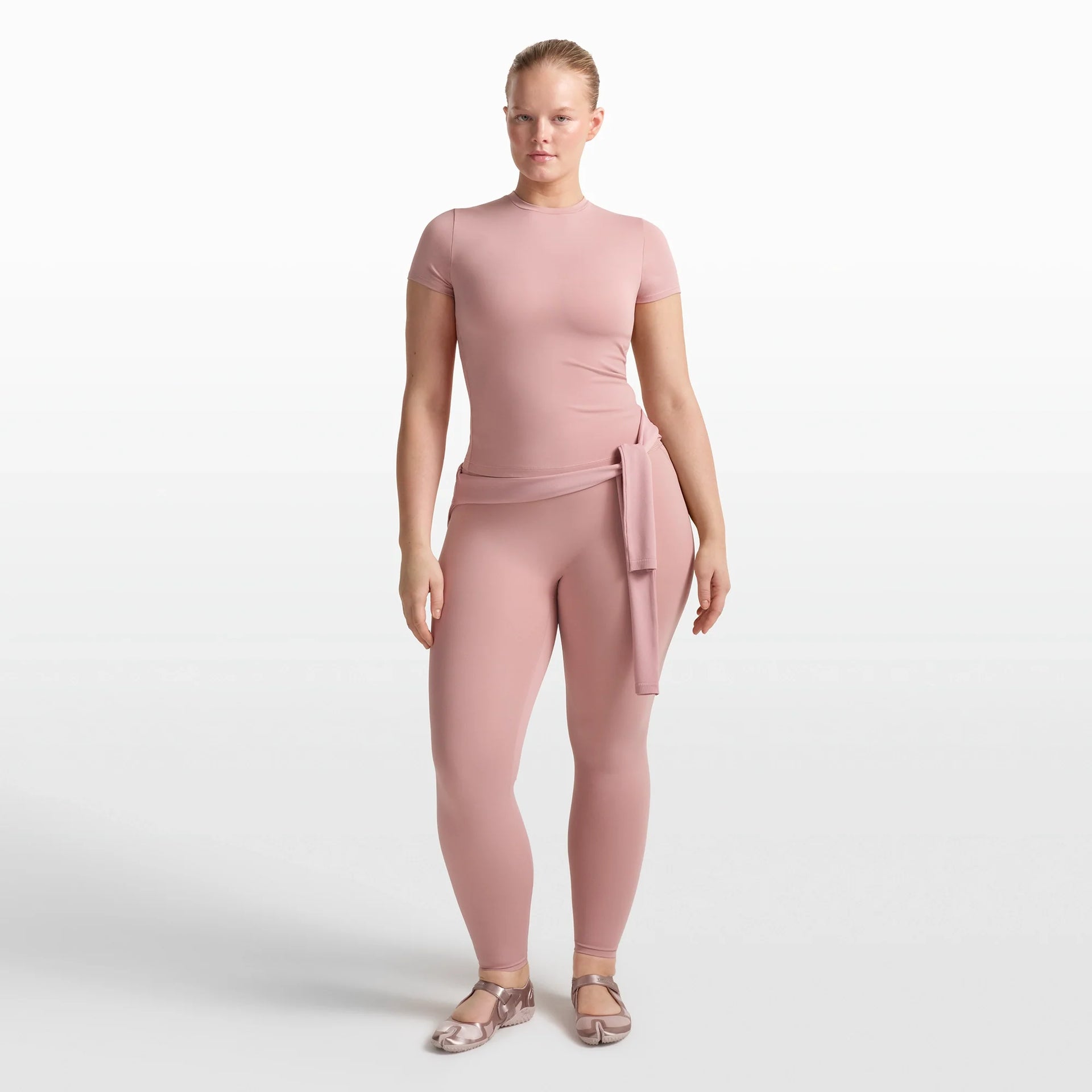 NikeSKIMS MATTE PADDED BABY TEE | HIMALAYAN