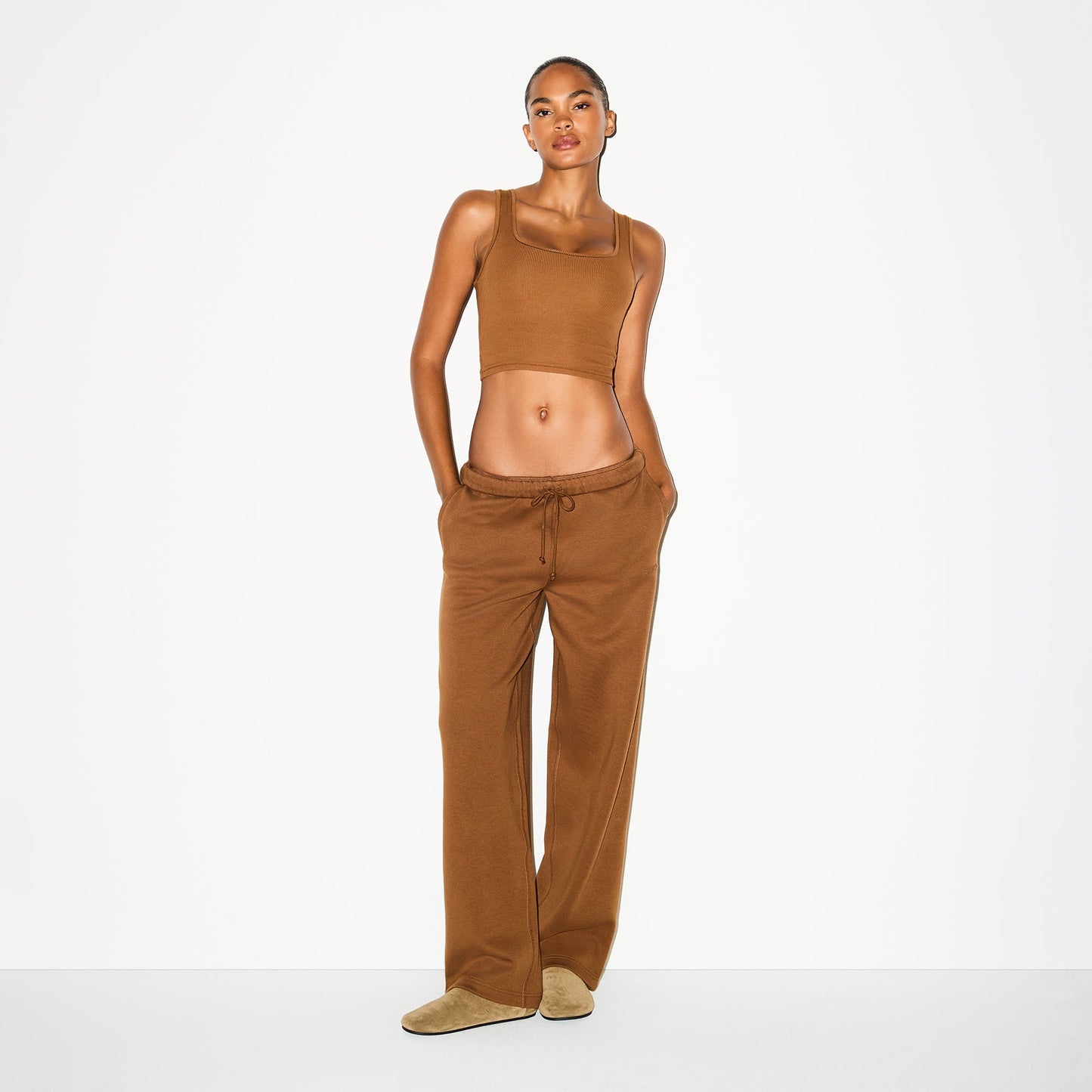 COTTON FLEECE CLASSIC STRAIGHT LEG PANT | BISON