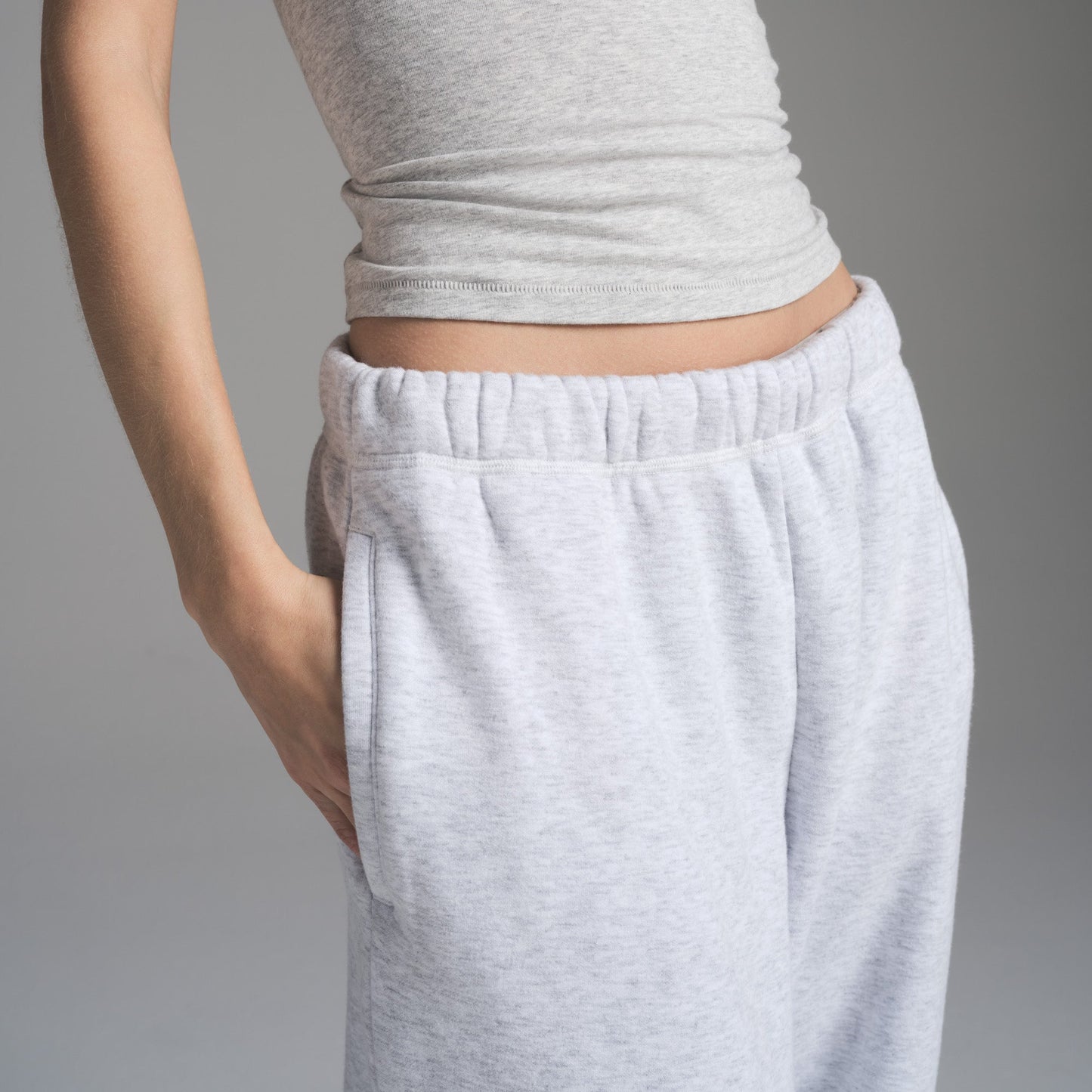 COTTON FLEECE CLASSIC STRAIGHT LEG PANT | LIGHT HEATHER GREY