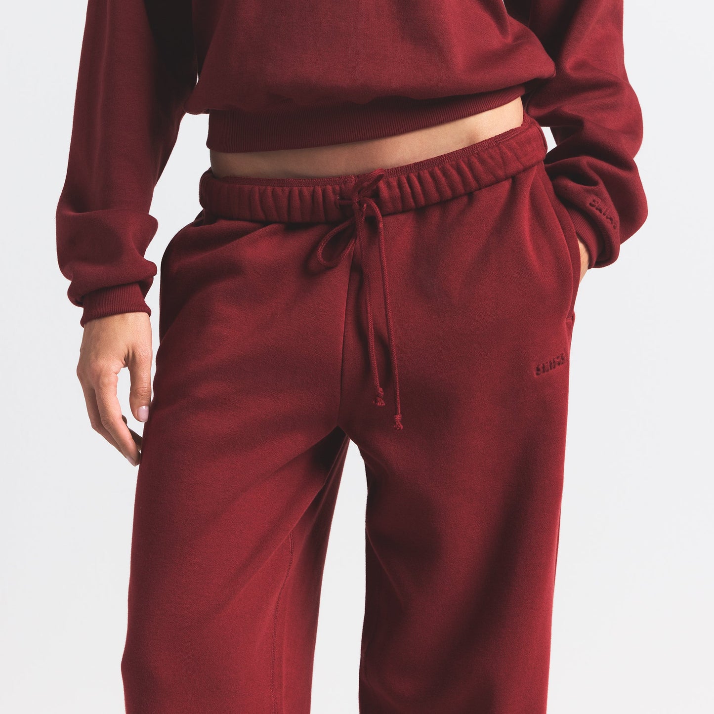 COTTON FLEECE CLASSIC STRAIGHT LEG PANT | MERLOT