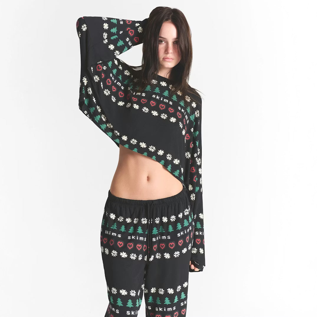 CACTUS PLANT FLEA MARKET X SKIMS SKIMS SLEEP CROPPED LONG SLEEVE AND PANT SET | ONYX PINE FAIR ISLE
