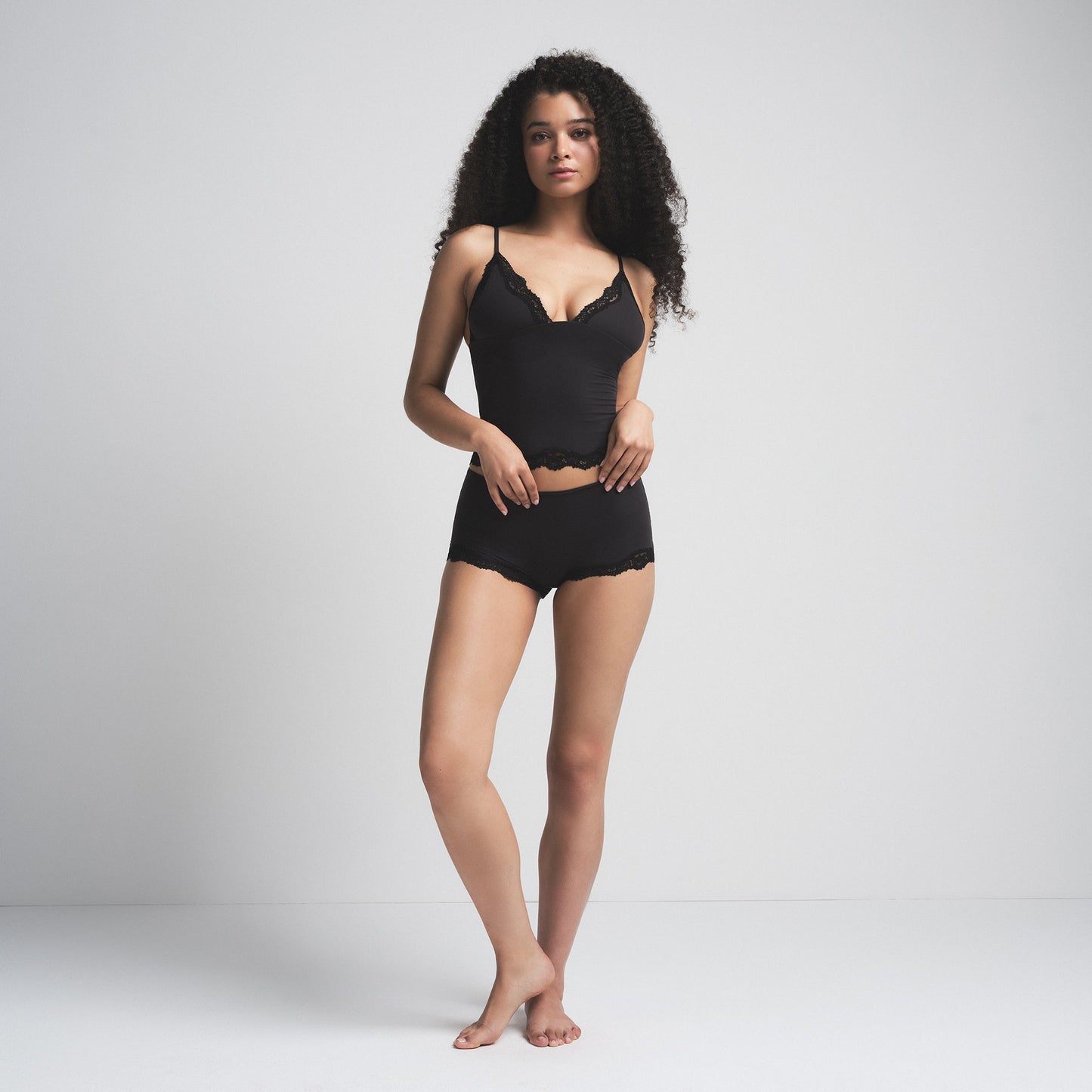 FITS EVERYBODY LACE TRIANGLE CAMI AND BOY SHORT SET | ONYX