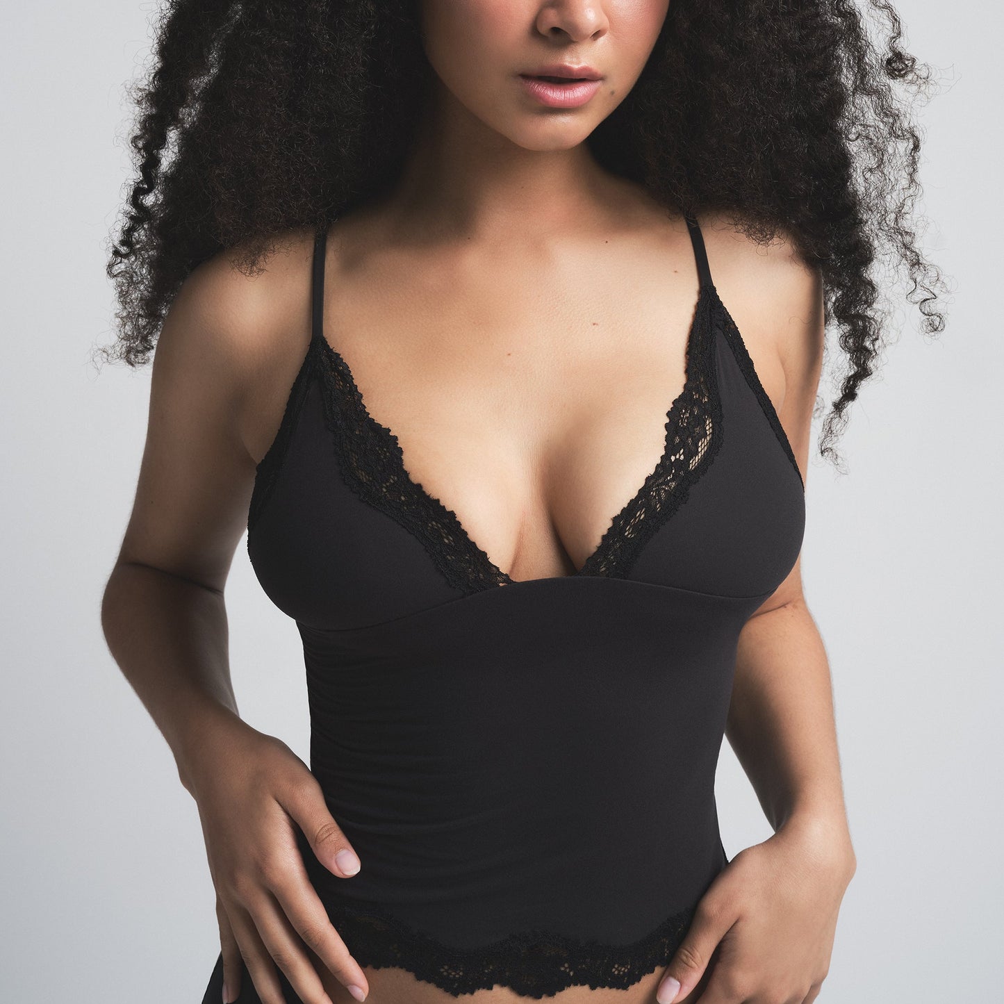 FITS EVERYBODY LACE TRIANGLE CAMI AND BOY SHORT SET | ONYX