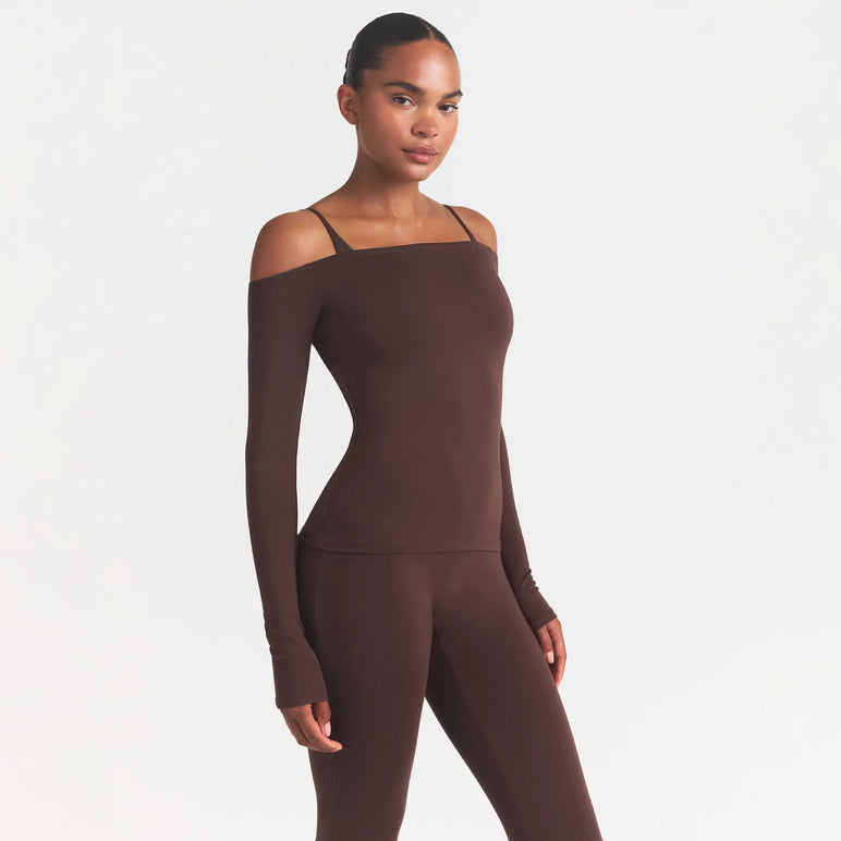 SMOOTH LAYERS OFF THE SHOULDER TOP | COCOA