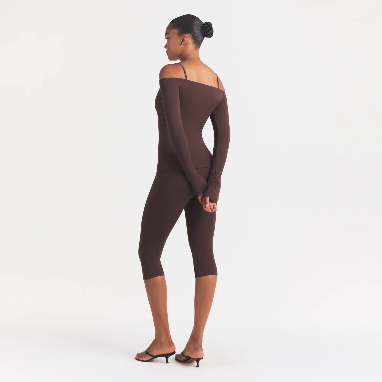 SMOOTH LAYERS OFF THE SHOULDER TOP | COCOA