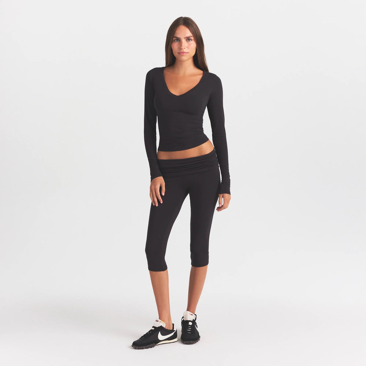 COTTON JERSEY V NECK LONG SLEEVE TOP  | SOOT