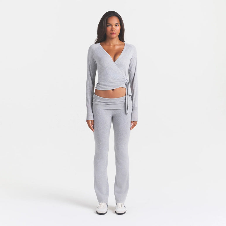 ESSENTIAL KNIT WRAP SWEATER | MID HEATHER GREY