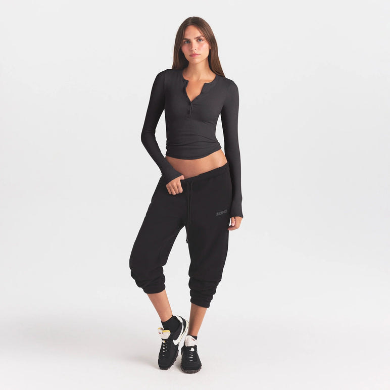 COTTON RIB HENLEY LONG SLEEVE T-SHIRT | SOOT
