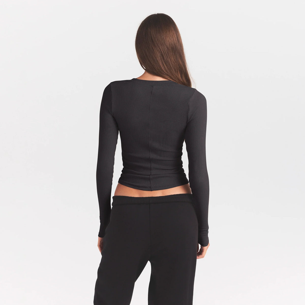 COTTON RIB HENLEY LONG SLEEVE T-SHIRT | SOOT