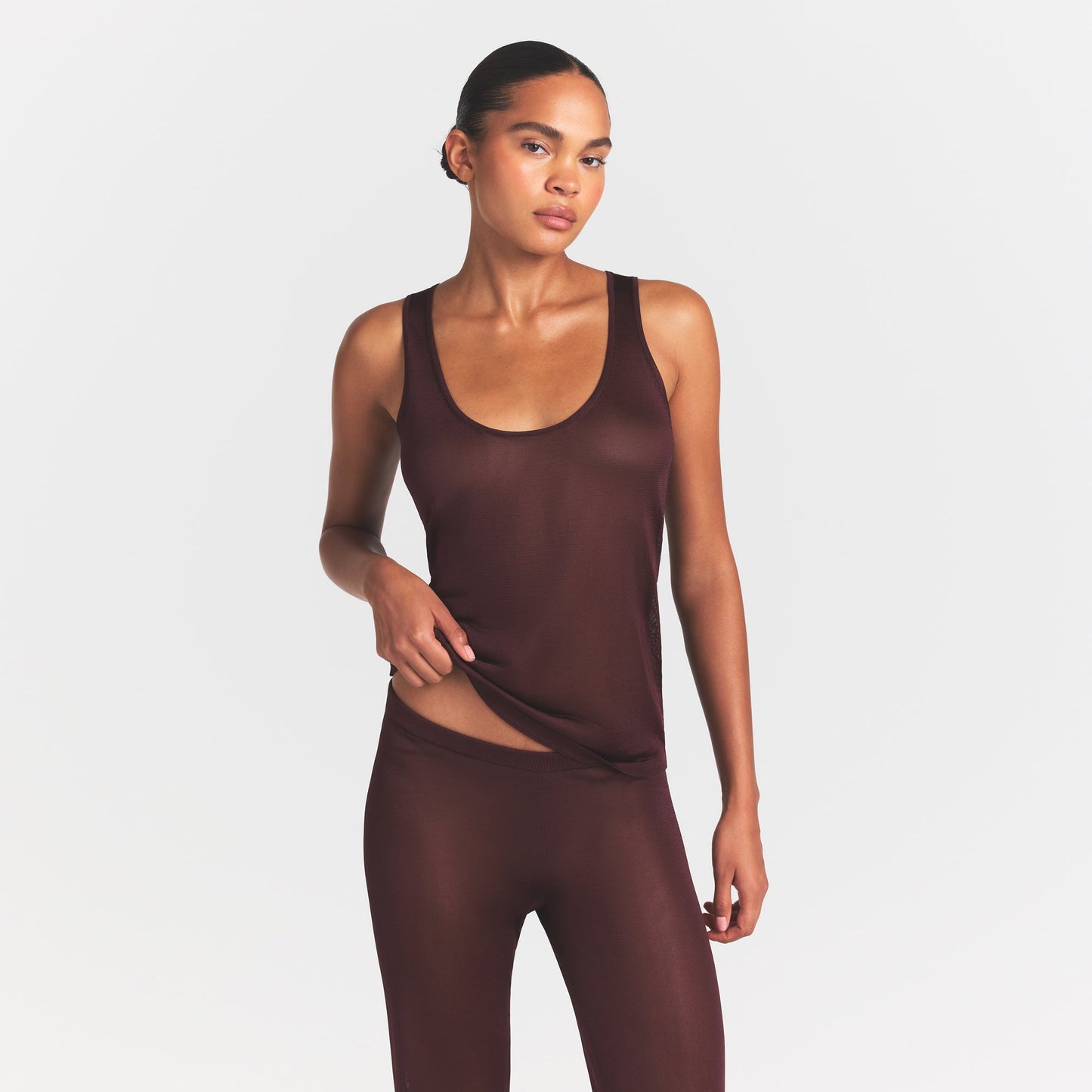 SLINKY KNIT SCOOP LONG TANK | CURRANT