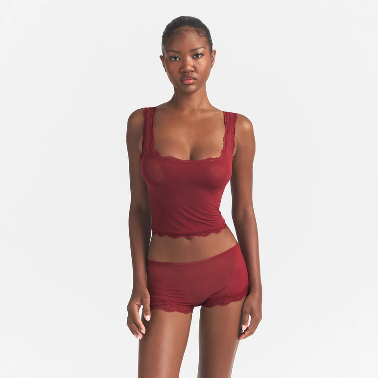 FITS EVERYBODY LACE TANK | MERLOT