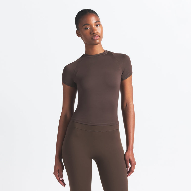 NikeSKIMS AIRY BABY TEE | DARK SEPIA