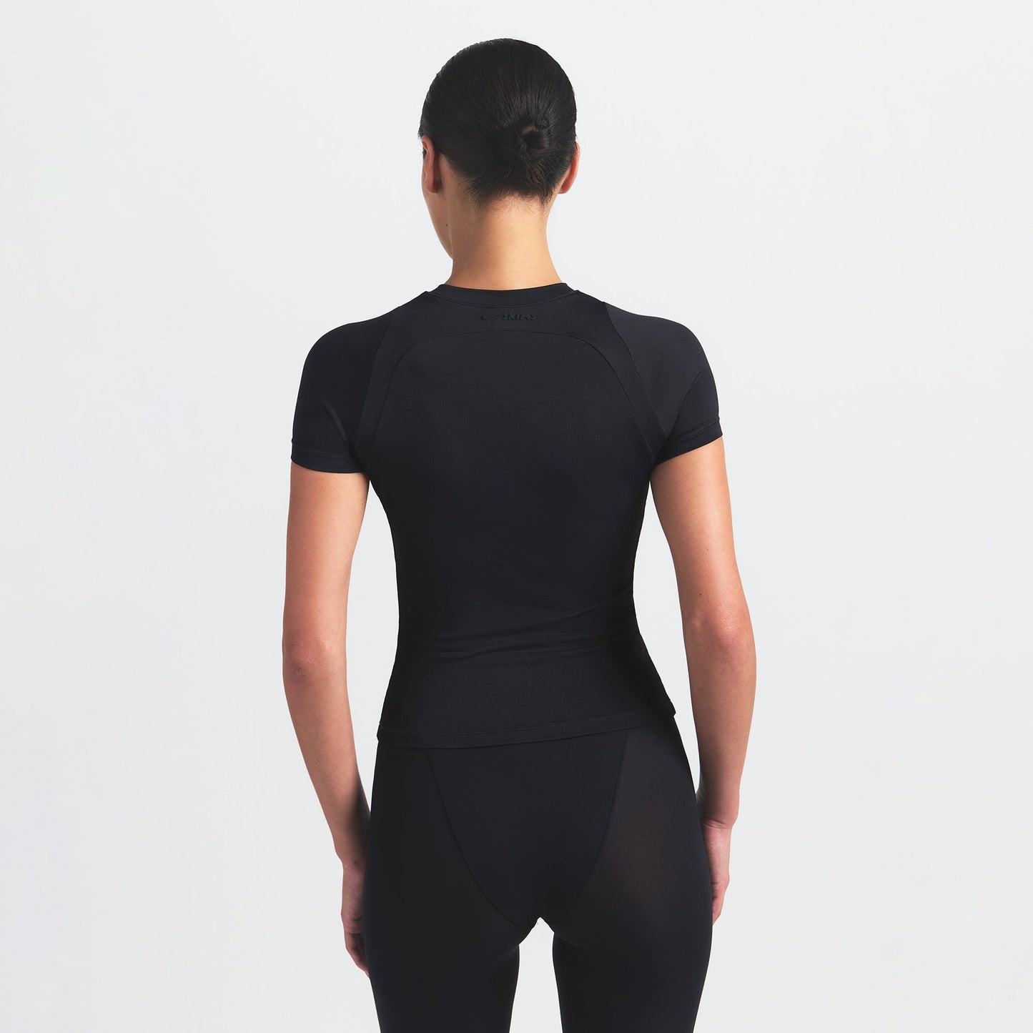 NikeSKIMS AIRY BABY TEE | OBSIDIAN