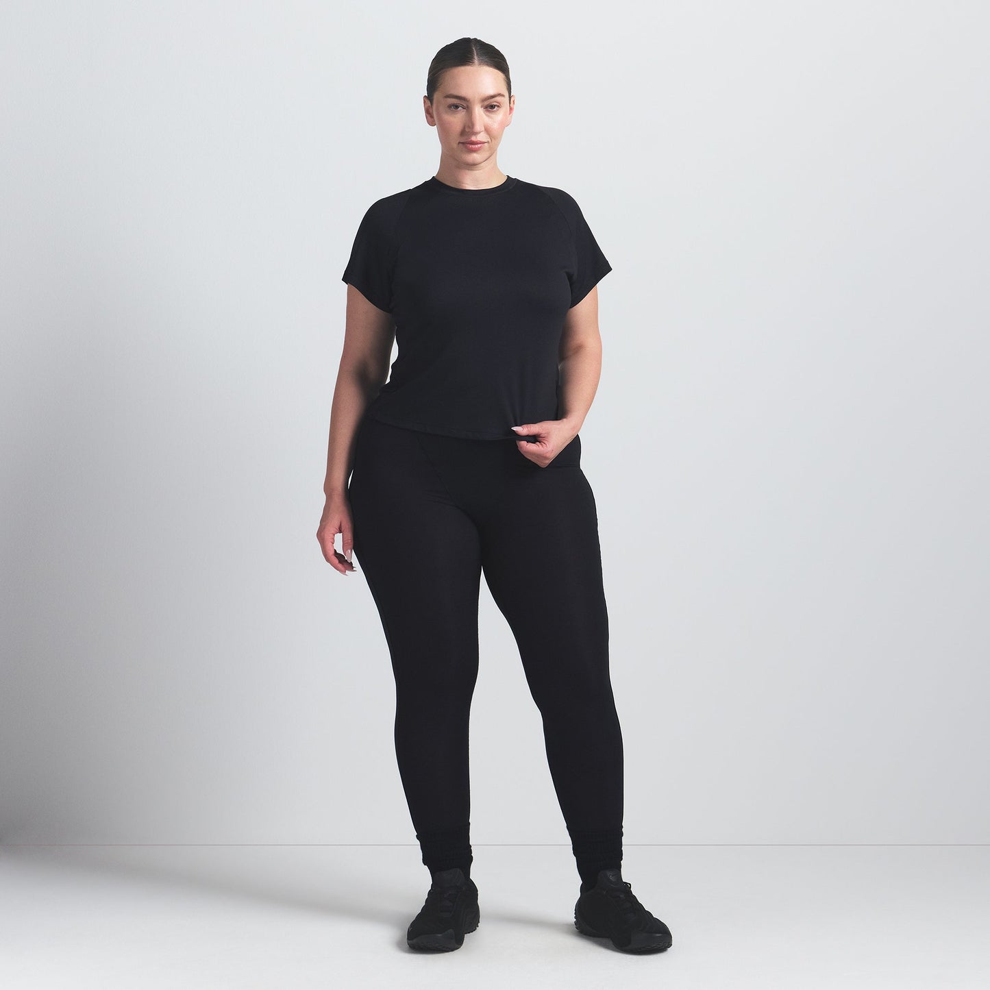 NikeSKIMS AIRY BABY TEE | OBSIDIAN