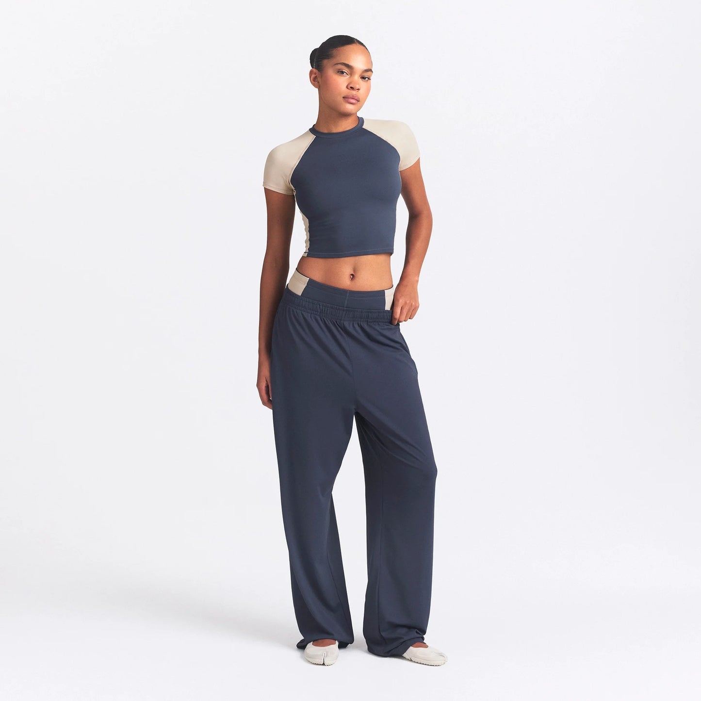 NikeSKIMS MATTE SHINE MIX CROPPED BABY TEE | DEEP ROYAL AND STONE