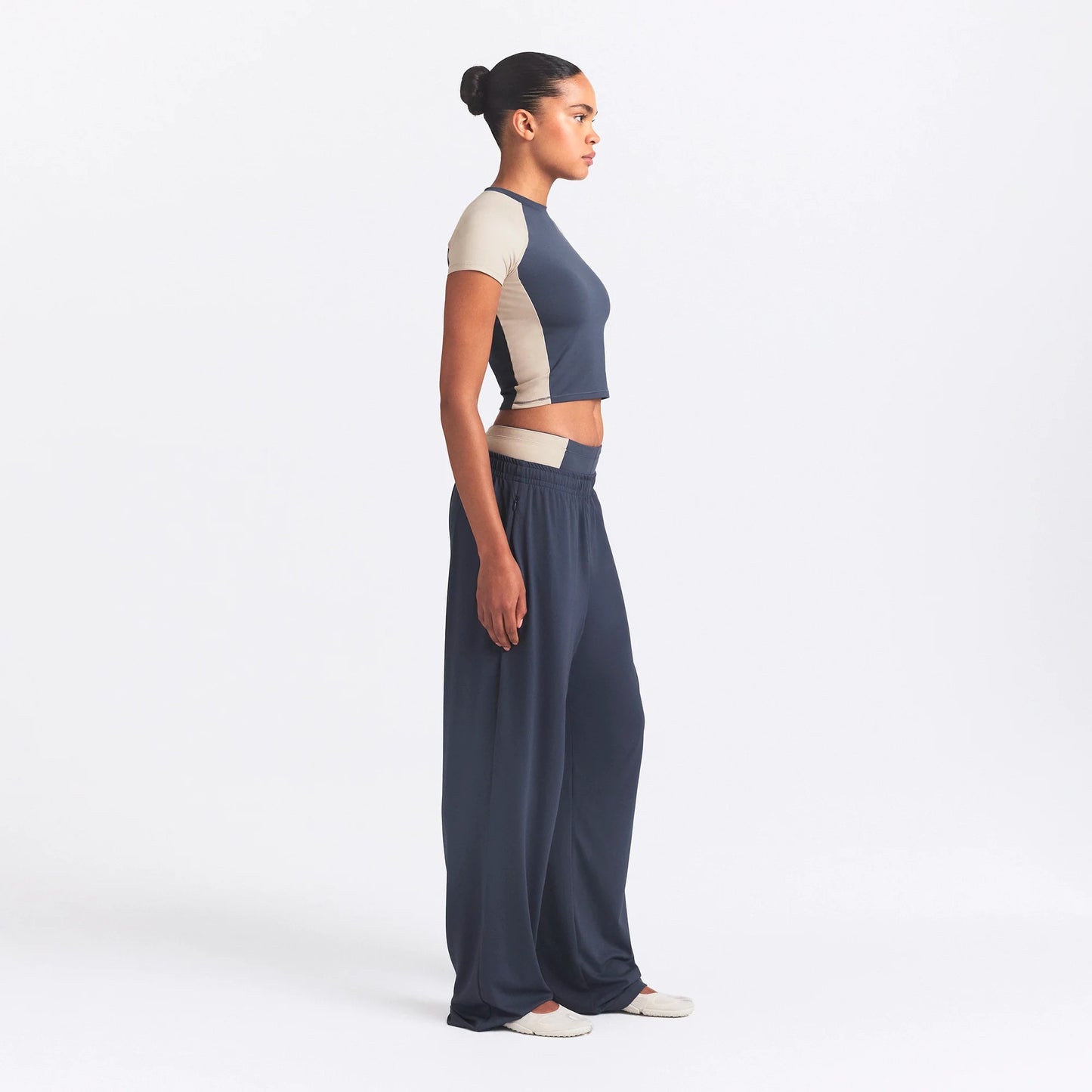 NikeSKIMS MATTE SHINE MIX CROPPED BABY TEE | DEEP ROYAL AND STONE