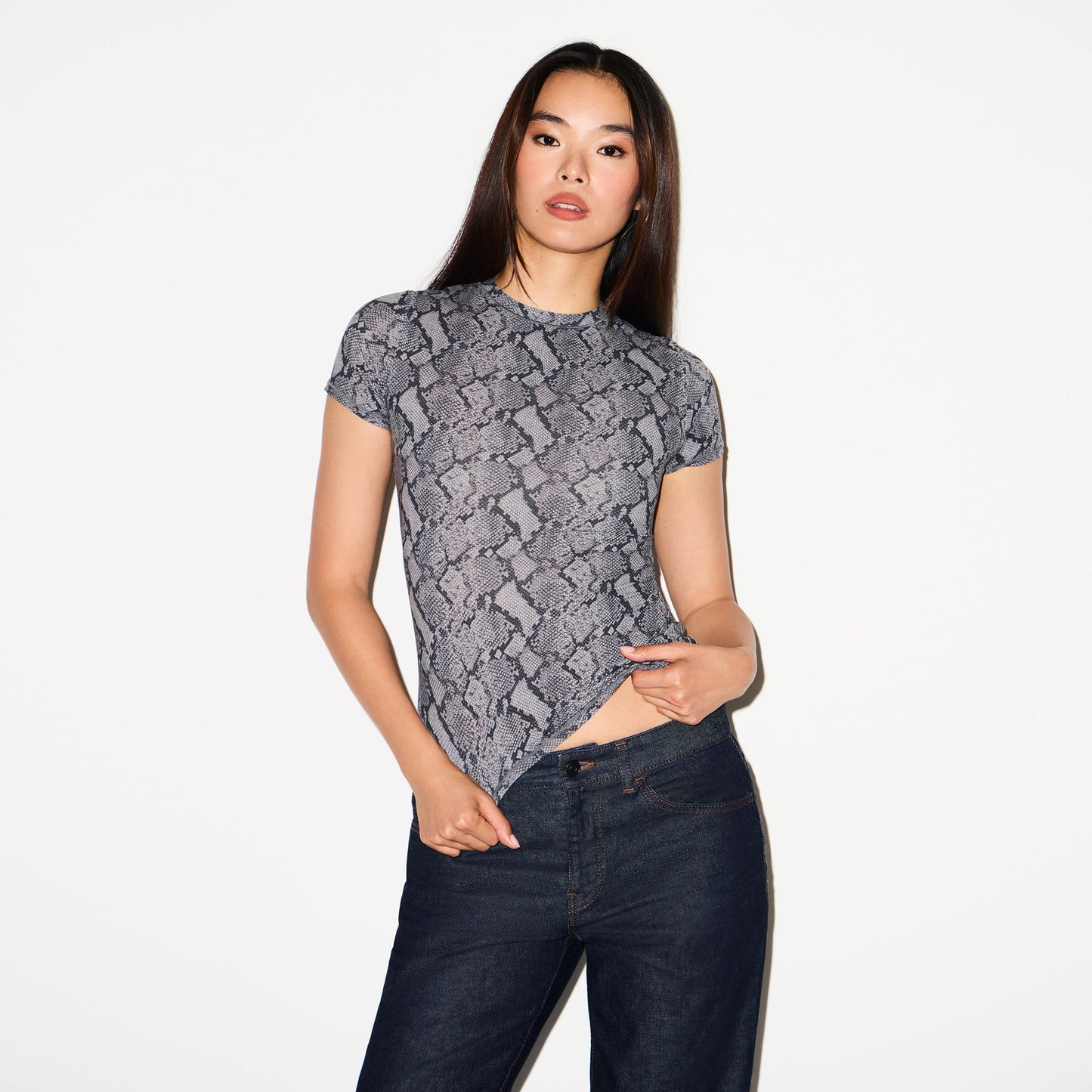 FITS EVERYBODY T-SHIRT | SHADOW SNAKE PRINT