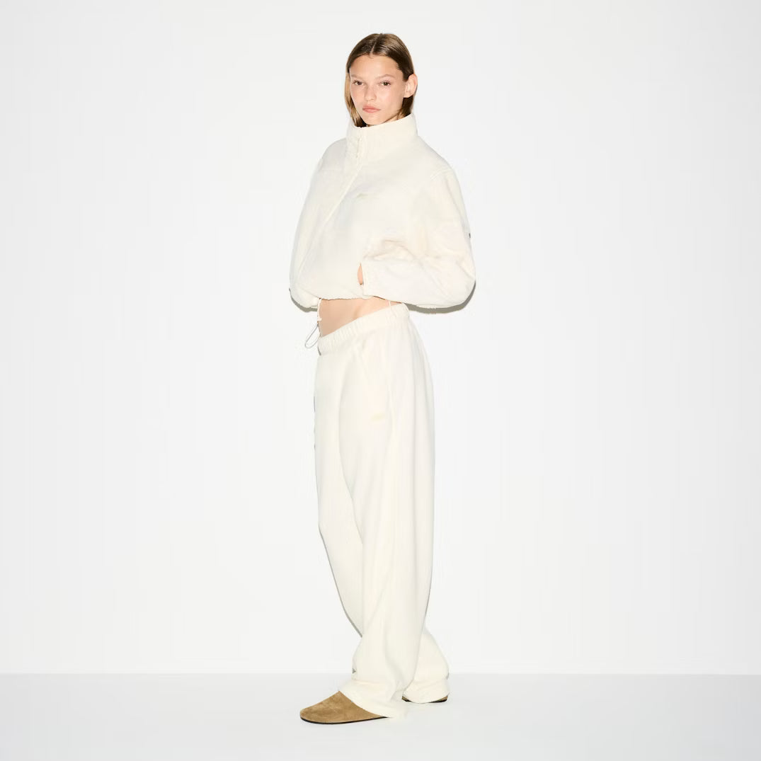 FLEECE LOUNGE SHRUNKEN ZIP UP JACKET | ECRU